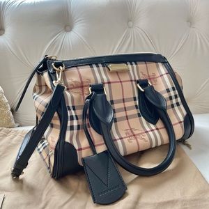 Burberry Small Gladstone Tote